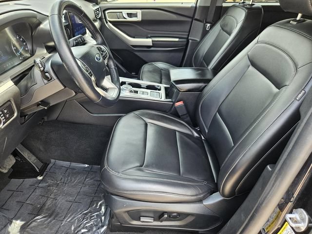 Certified 2023 Ford Explorer XLT w/ Equipment Group 202A RWD image 21