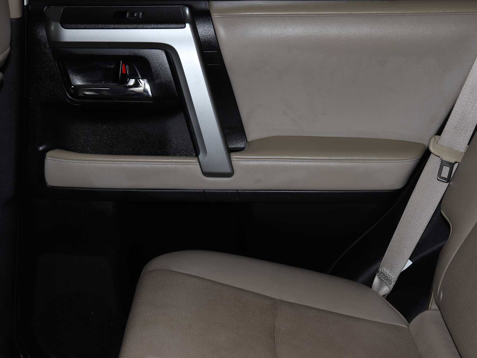 Used 2022 Toyota 4Runner Limited image 21