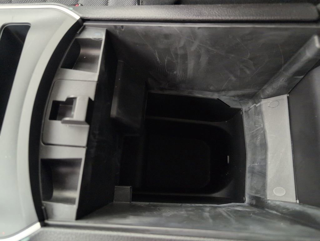 Certified 2024 Ford Edge SE image 43