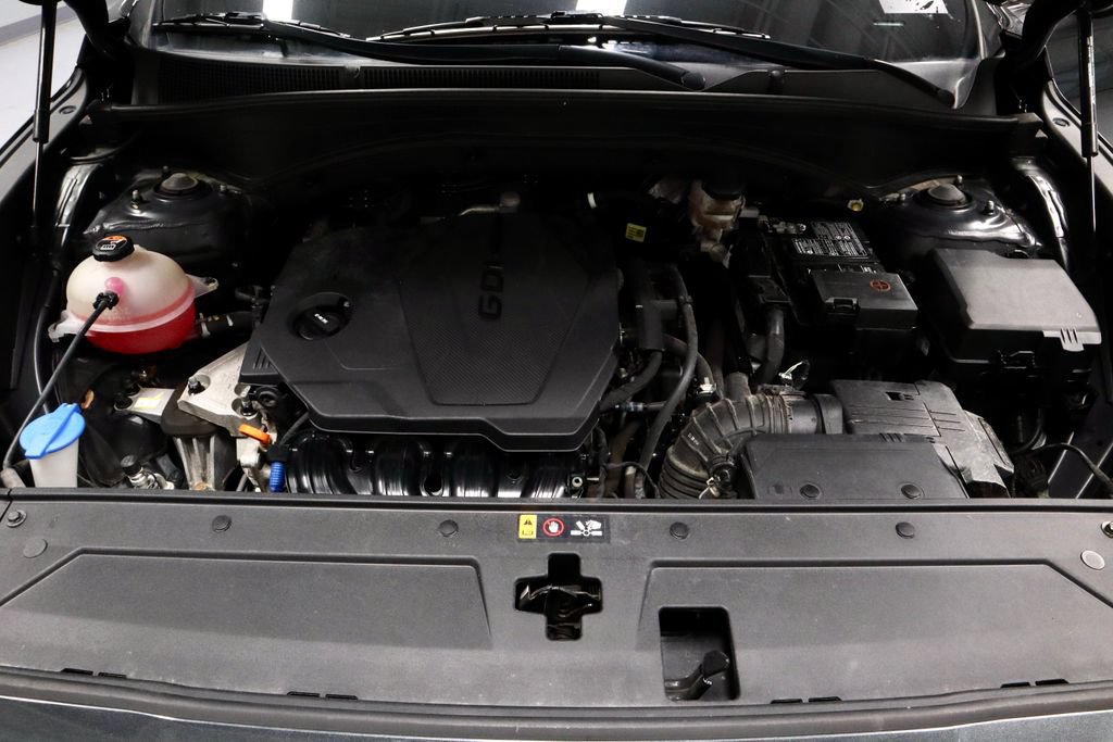 Used 2021 Hyundai Santa Fe SE w/ Cargo Package FWD image 16