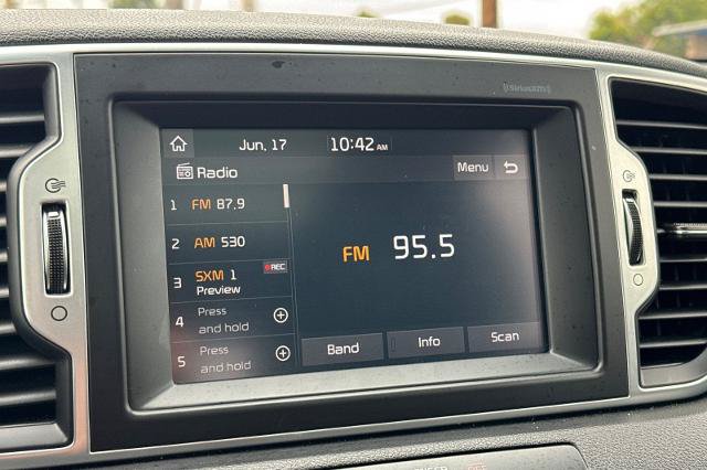 Used 2019 Kia Sportage EX w/ EX Premium Package FWD image 17