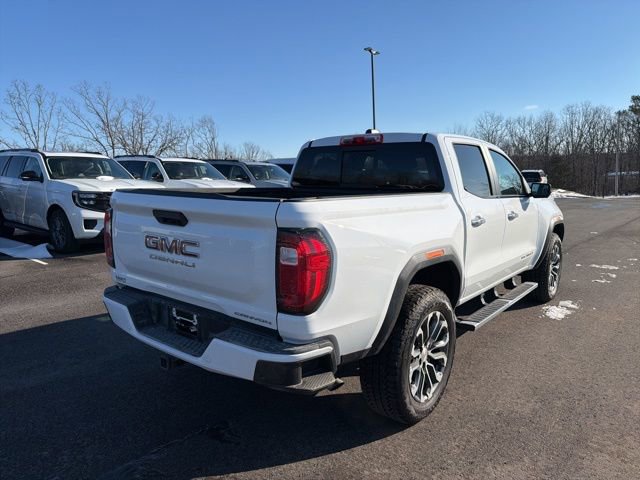 Used 2025 GMC Canyon Denali image 3