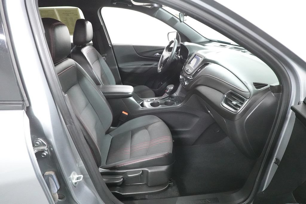 Used 2023 Chevrolet Equinox RS AWD/4WD image 30