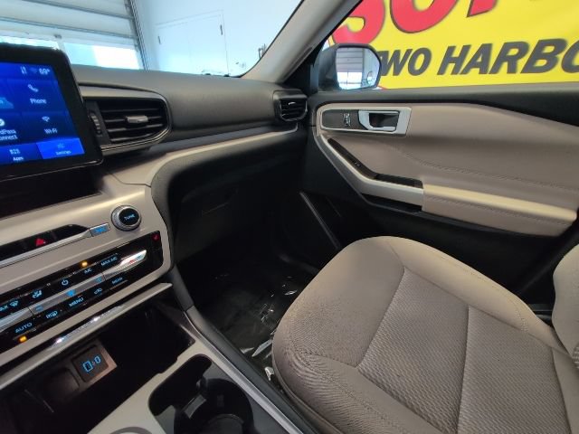 Certified 2023 Ford Explorer XLT AWD/4WD image 25