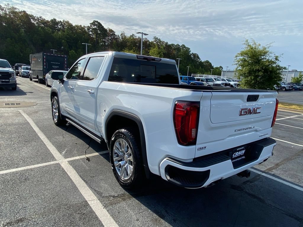 Used 2023 GMC Sierra 1500 Denali w/ Technology Package AWD/4WD image 5