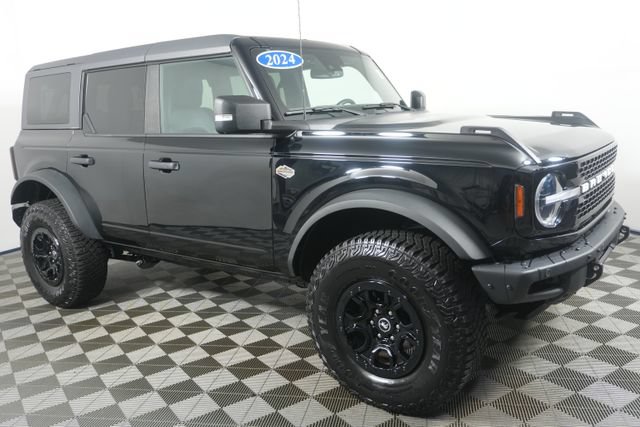 Certified 2024 Ford Bronco Wildtrak AWD/4WD image 2