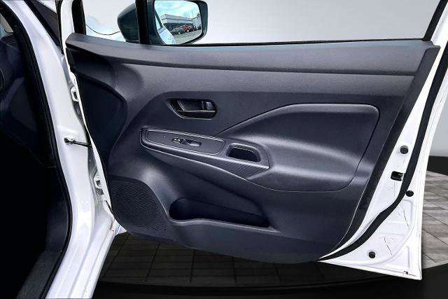 Used 2024 Nissan Versa S w/ S Plus Package image 27