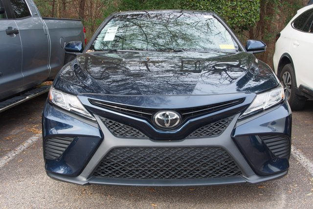 Used 2018 Toyota Camry SE image 5
