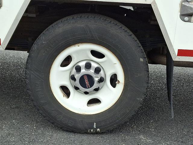 Used 2021 GMC Savana 3500 w/ Power Convenience Package image 8