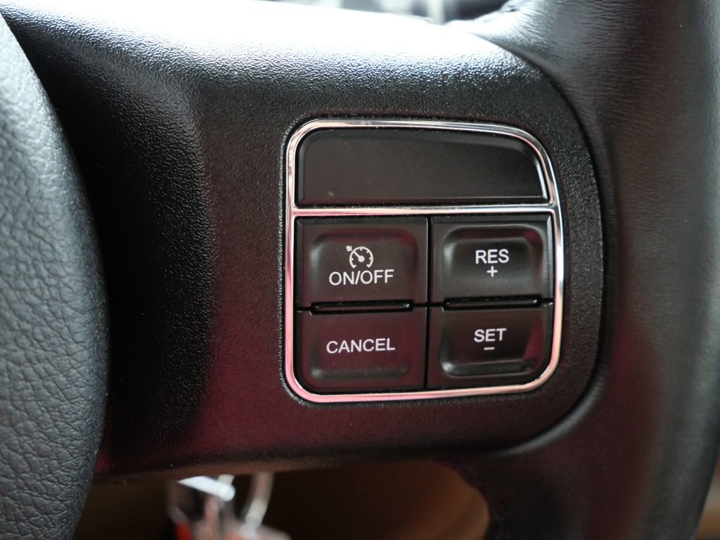 Used 2017 Jeep Wrangler Unlimited Sahara AWD/4WD image 30