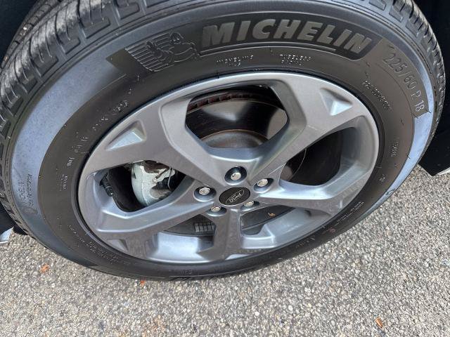 Certified 2023 Ford Escape ST-Line w/ Tech Pack #1 AWD/4WD image 32