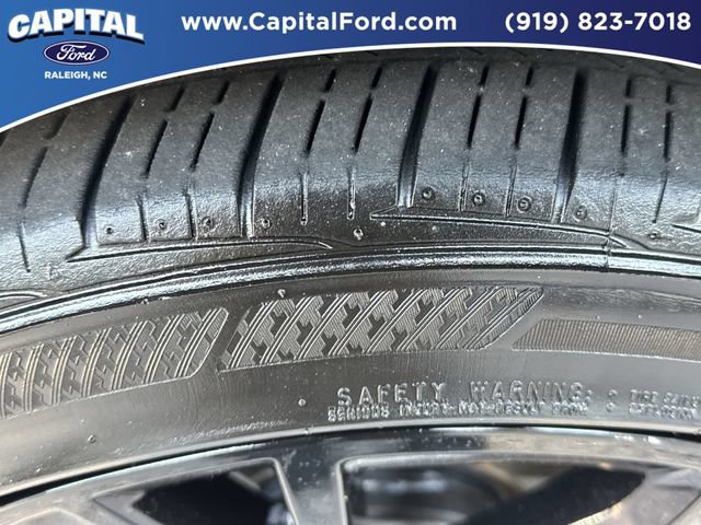 Used 2025 Toyota Camry SE FWD image 14