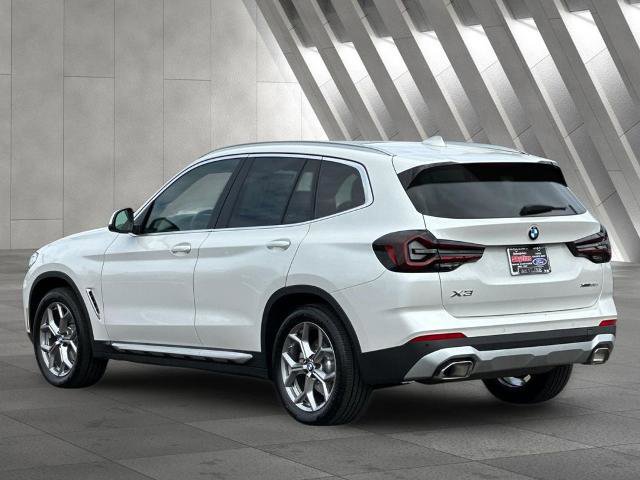 Used 2024 BMW X3 xDrive30i w/ Premium Package AWD/4WD image 3