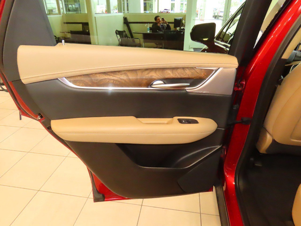 Used 2024 Cadillac XT5 Premium Luxury w/ Platinum Package image 15