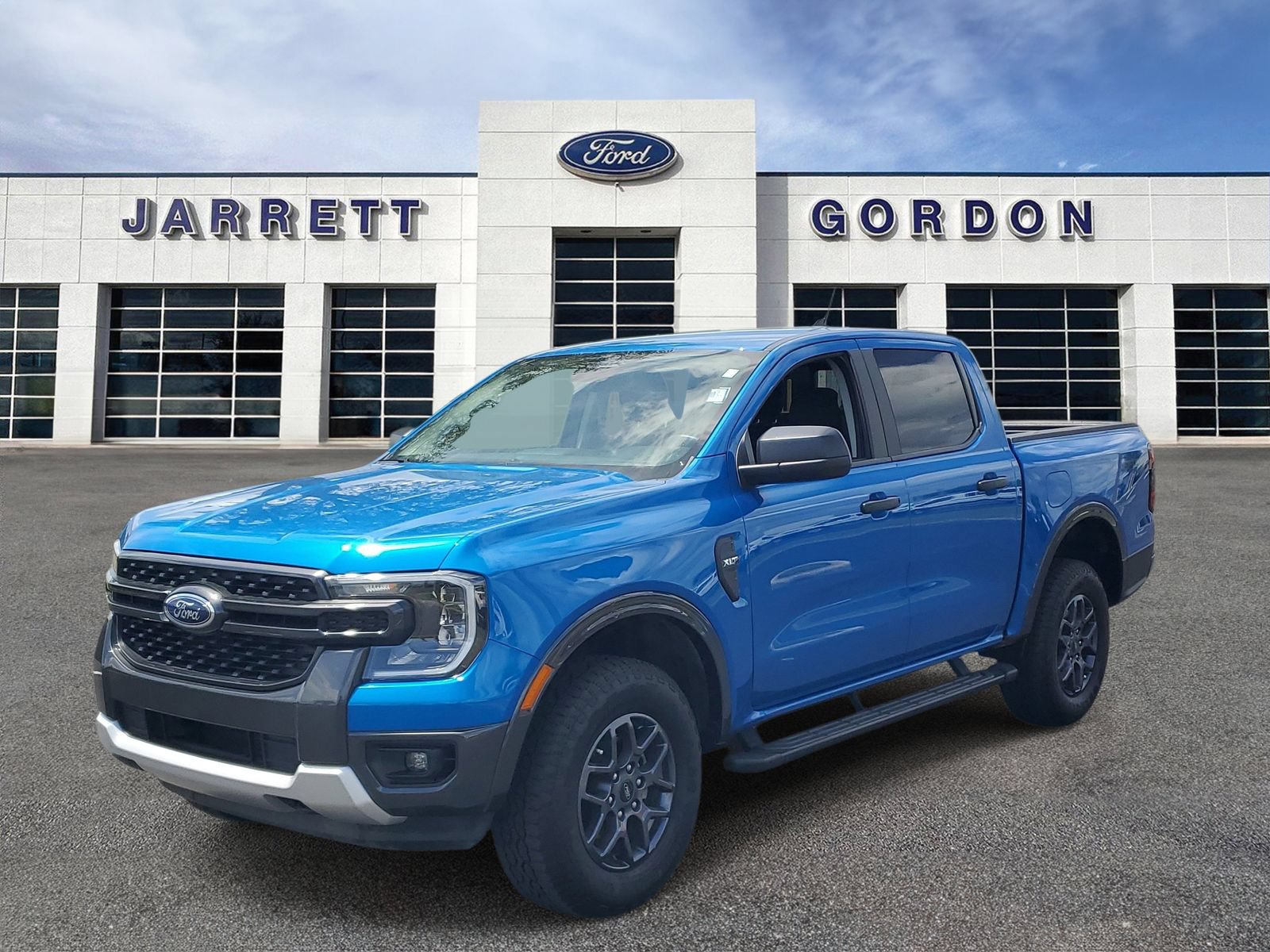 Certified 2024 Ford Ranger XLT w/ Equipment Group 301A High AWD/4WD image 2