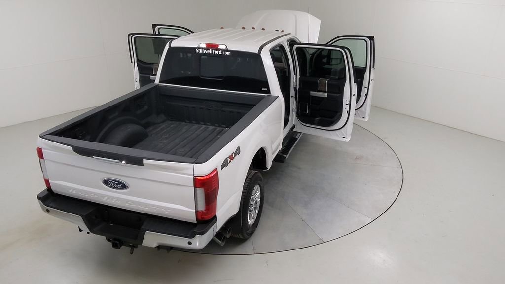 Certified 2018 Ford F250 Lariat w/ Chrome Package image 53