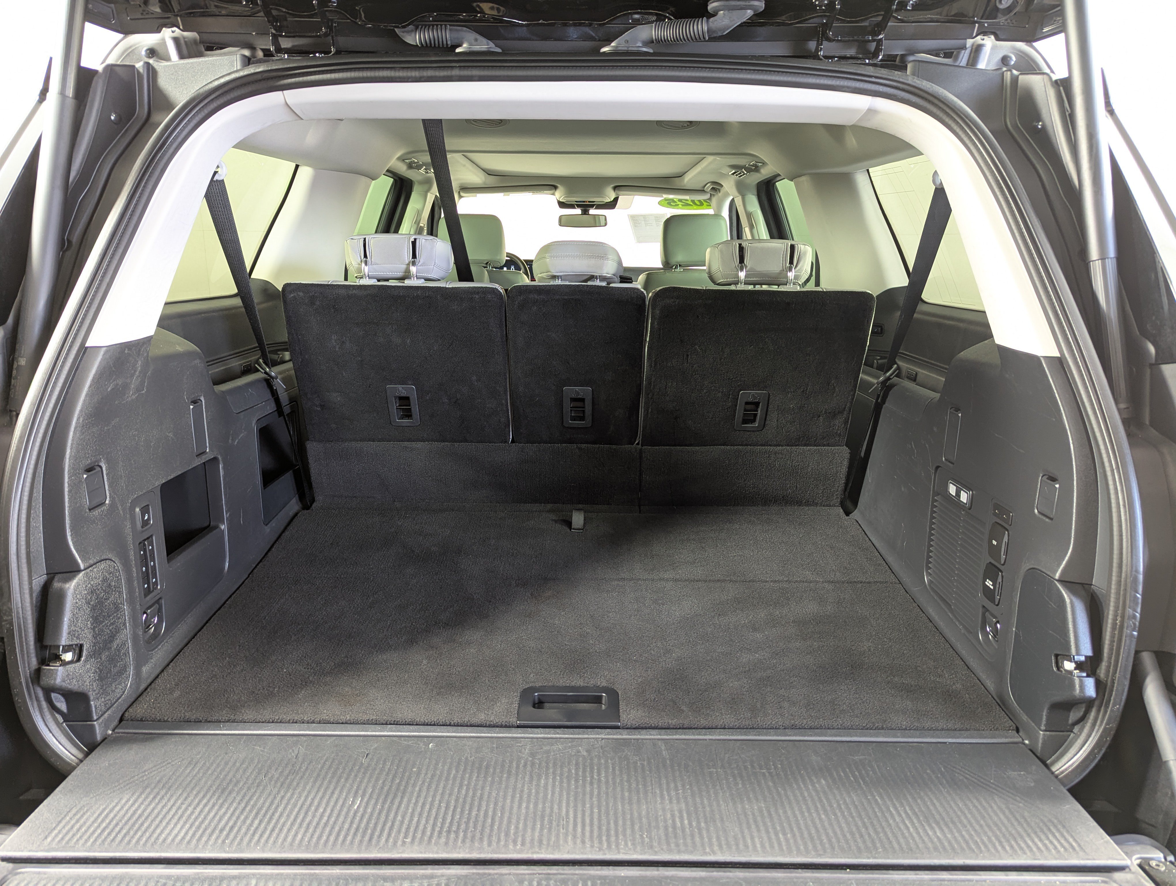 Certified 2025 Ford Expedition Max Active RWD image 11