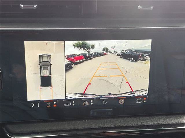 Used 2024 GMC Sierra 1500 AT4 w/ AT4 Premium Package AWD/4WD image 11