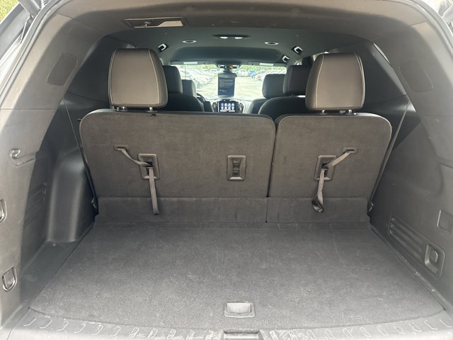 Used 2022 Chevrolet Traverse LT FWD image 7