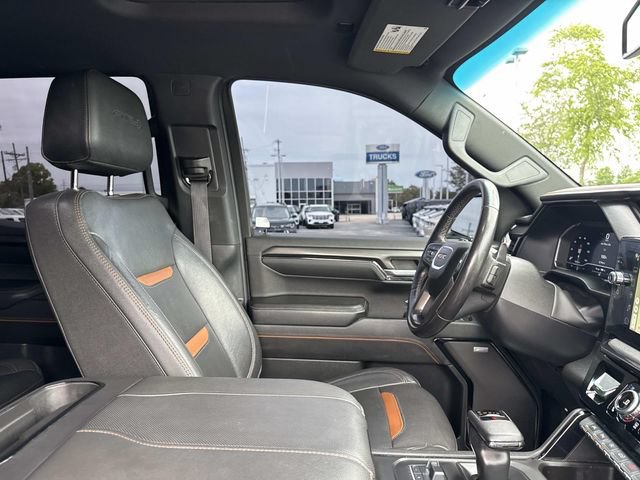 Used 2023 GMC Sierra 1500 AT4 w/ AT4 Premium Package AWD/4WD image 10