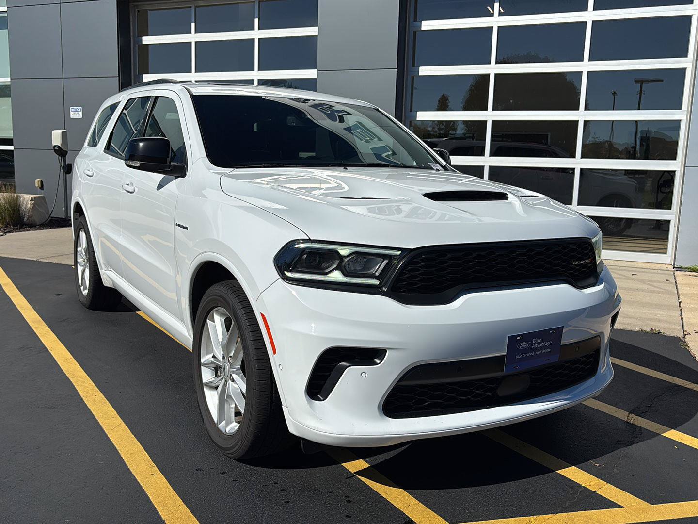 Used 2025 Dodge Durango R/T AWD/4WD image 4