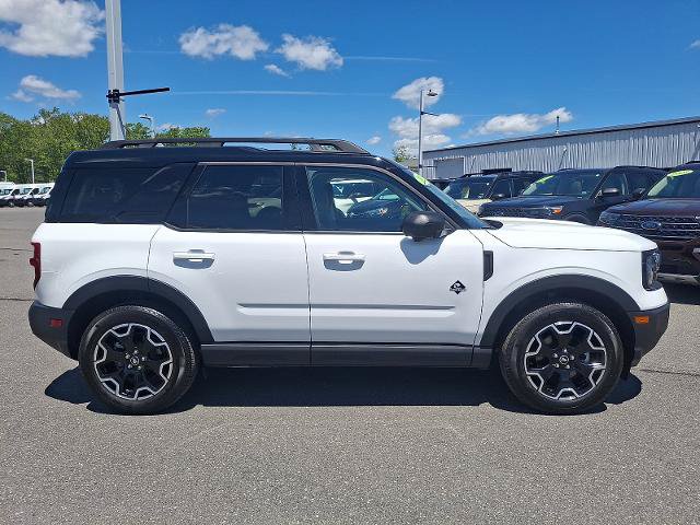 Certified 2025 Ford Bronco Sport Outer Banks w/ Outer Banks Tech Package+ AWD/4WD image 7