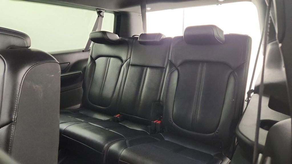 Used 2024 Jeep Wagoneer L Series II w/ Flexible Seating Group AWD/4WD image 33