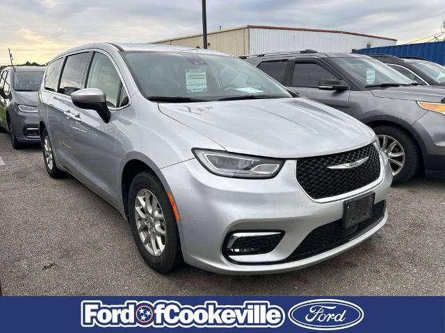 Used 2023 Chrysler Pacifica Touring-L