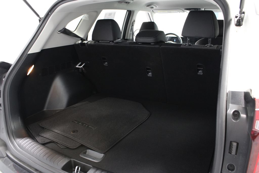 Used 2025 Kia Seltos S AWD/4WD image 15