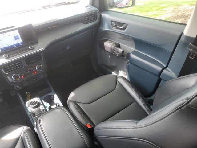 Certified 2024 Ford Maverick Lariat w/ Black Appearance Package FWD image 27