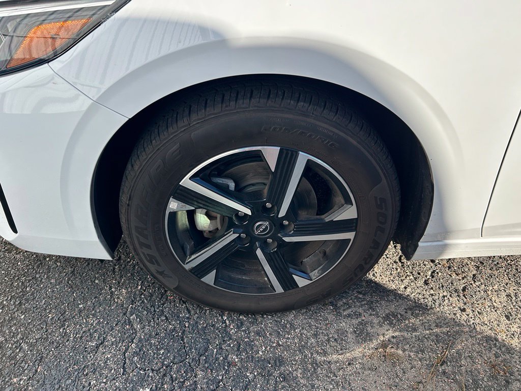 Used 2025 Nissan Sentra SV FWD image 5