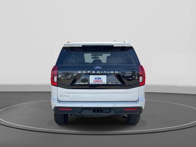 Certified 2025 Ford Expedition Active AWD/4WD image 6