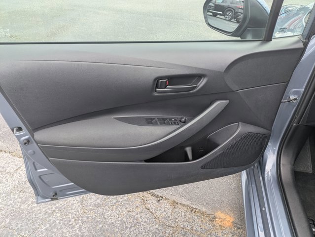 Used 2023 Toyota Corolla LE image 12