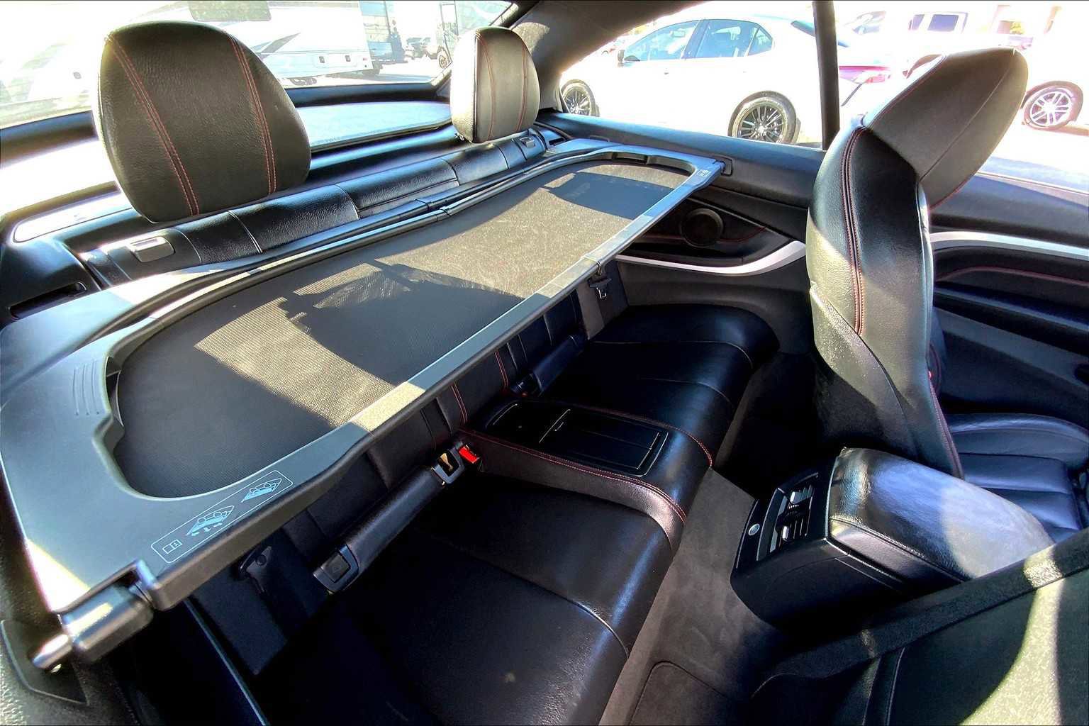 Used 2018 BMW 430i Convertible image 15