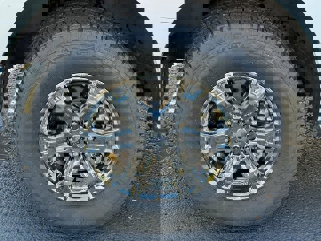 Certified 2022 Ford F150 XLT w/ Equipment Group 302A High image 9