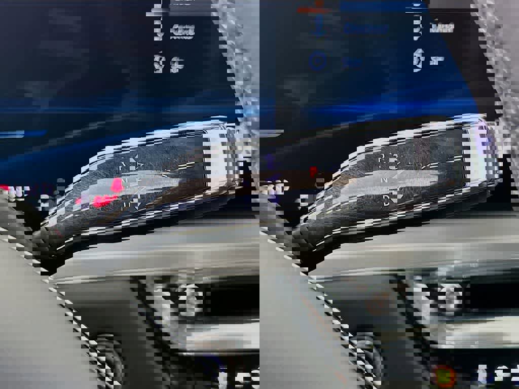 Used 2024 Cadillac Lyriq Luxury image 22