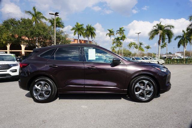 Certified 2023 Ford Escape ST-Line w/ Equipment Group 301A image 4