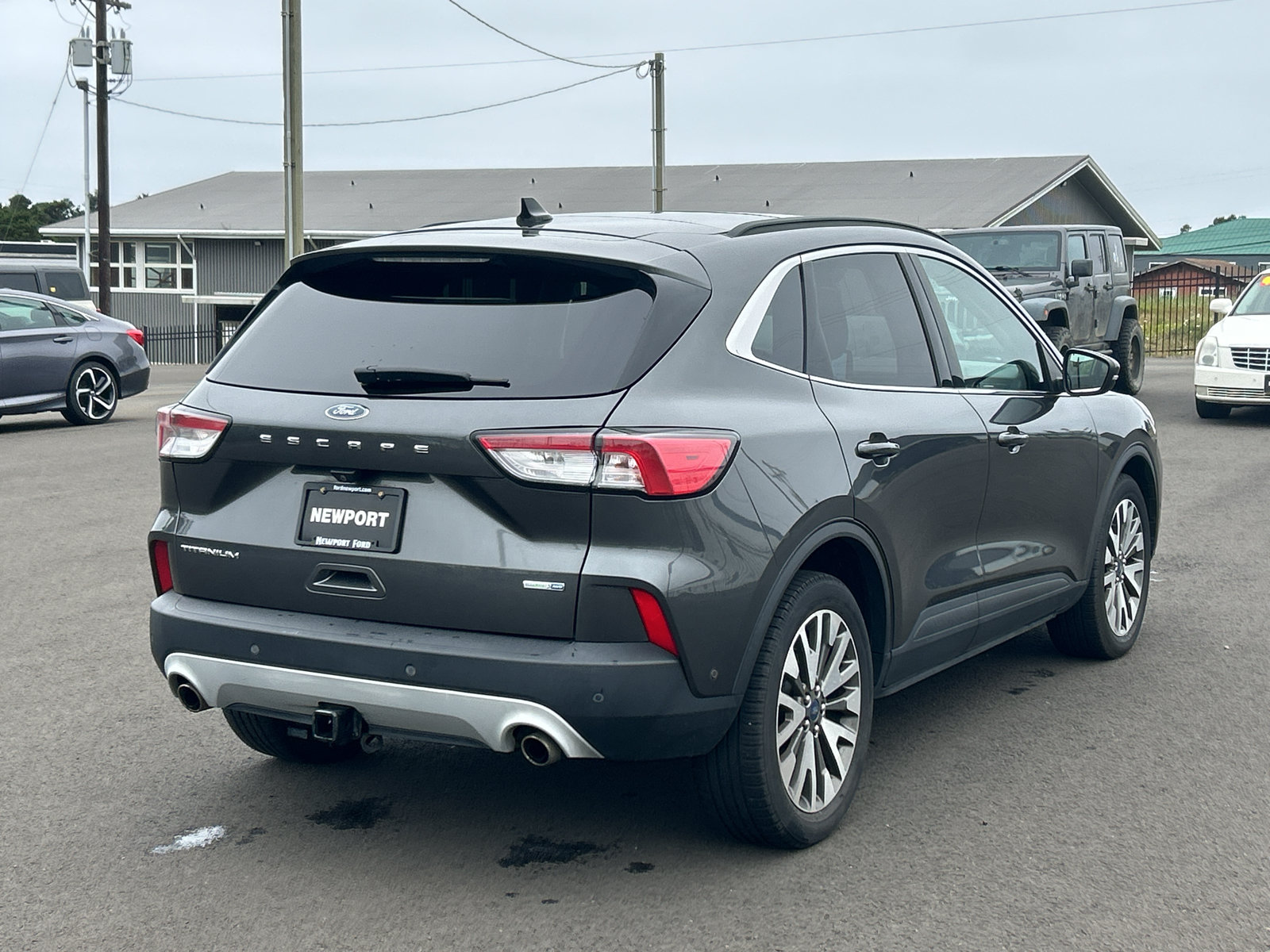 Certified 2020 Ford Escape Titanium AWD/4WD image 9