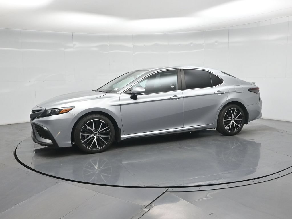 Used 2024 Toyota Camry SE w/ Convenience Package FWD image 26