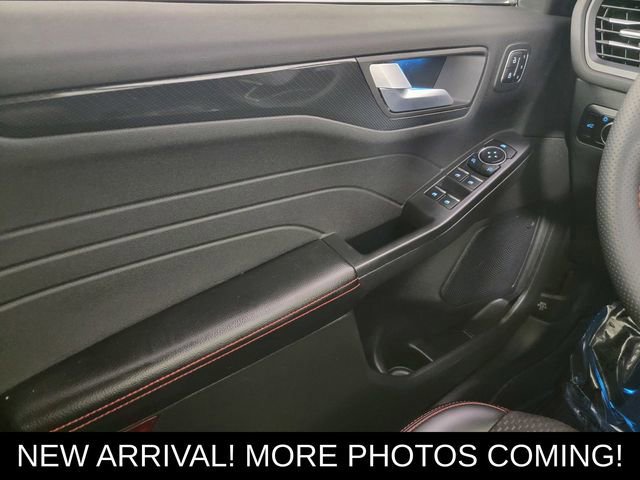 Certified 2023 Ford Escape ST-Line Elite image 31
