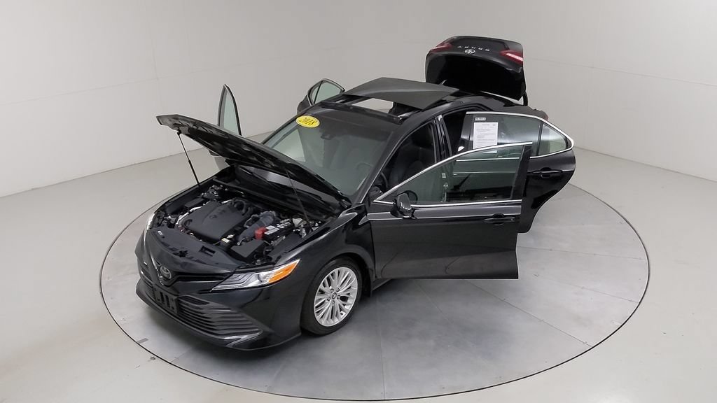 Used 2018 Toyota Camry XLE FWD image 56