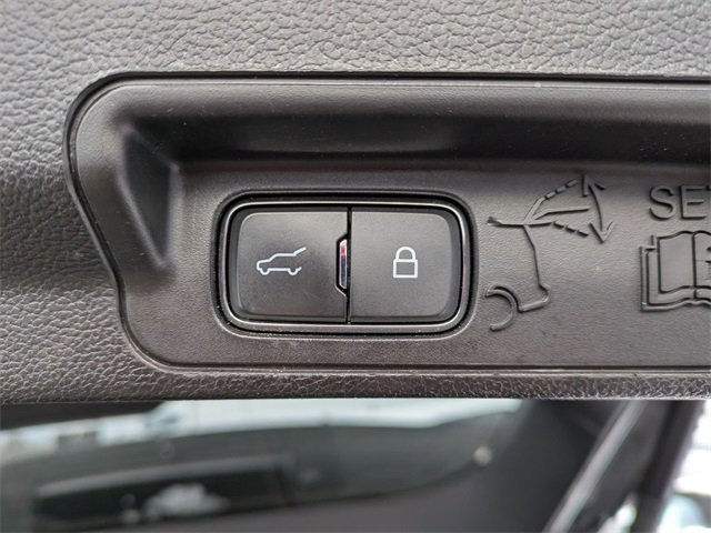 Certified 2020 Ford Explorer Limited w/ Class III Trailer Tow Package image 22