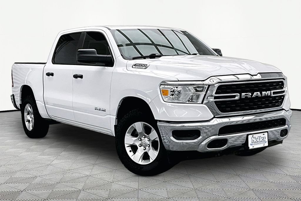 Used 2024 RAM 1500 Big Horn AWD/4WD image 12