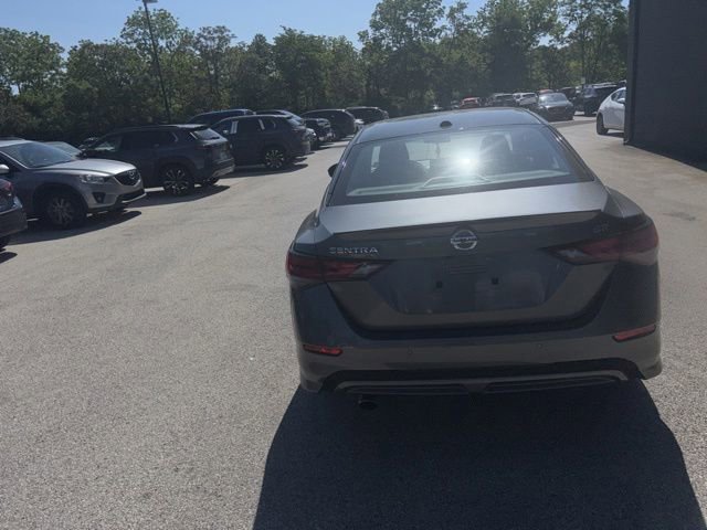Used 2021 Nissan Sentra SR FWD image 16