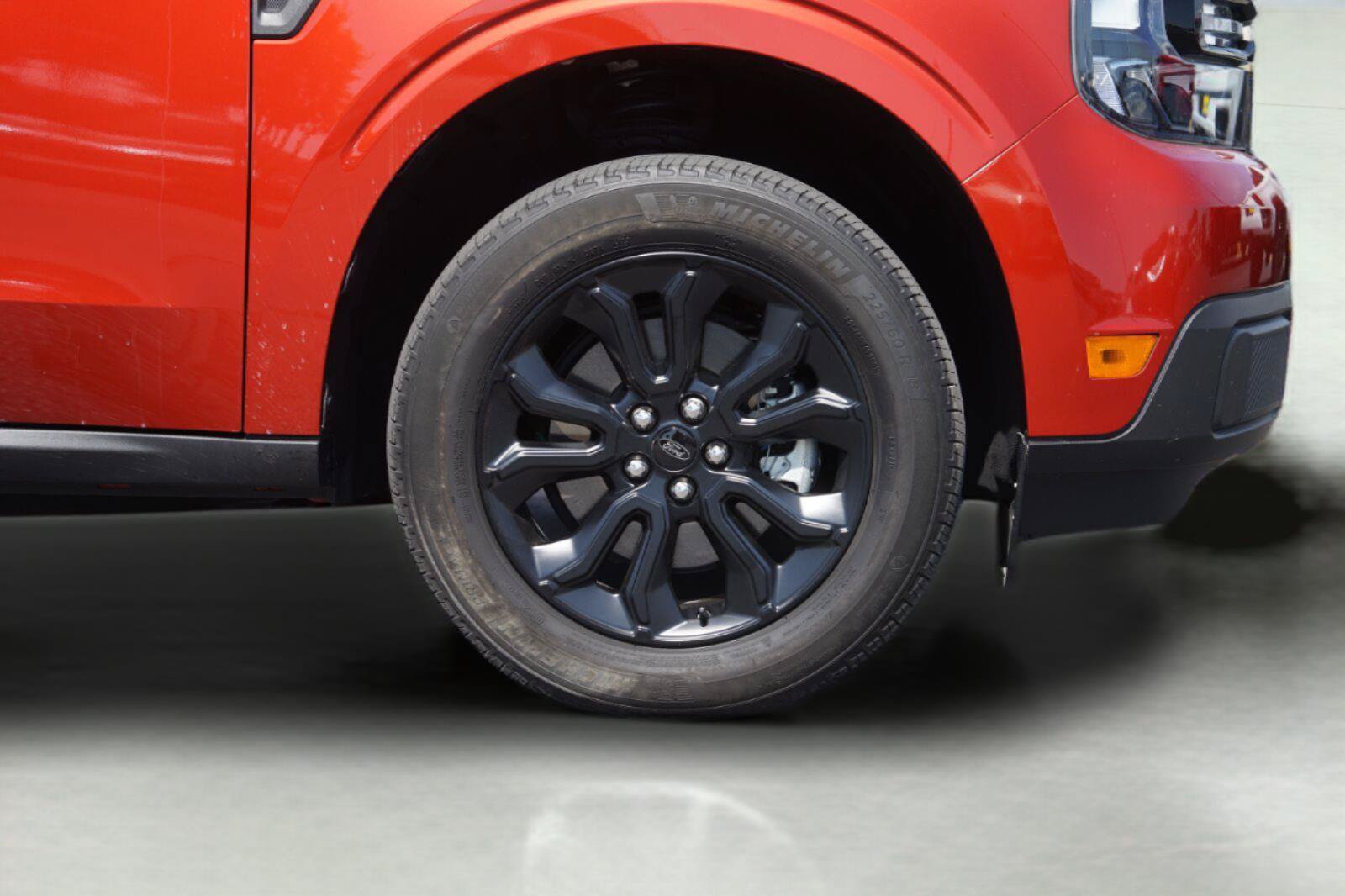 Certified 2024 Ford Maverick Lariat w/ Black Appearance Package FWD image 4