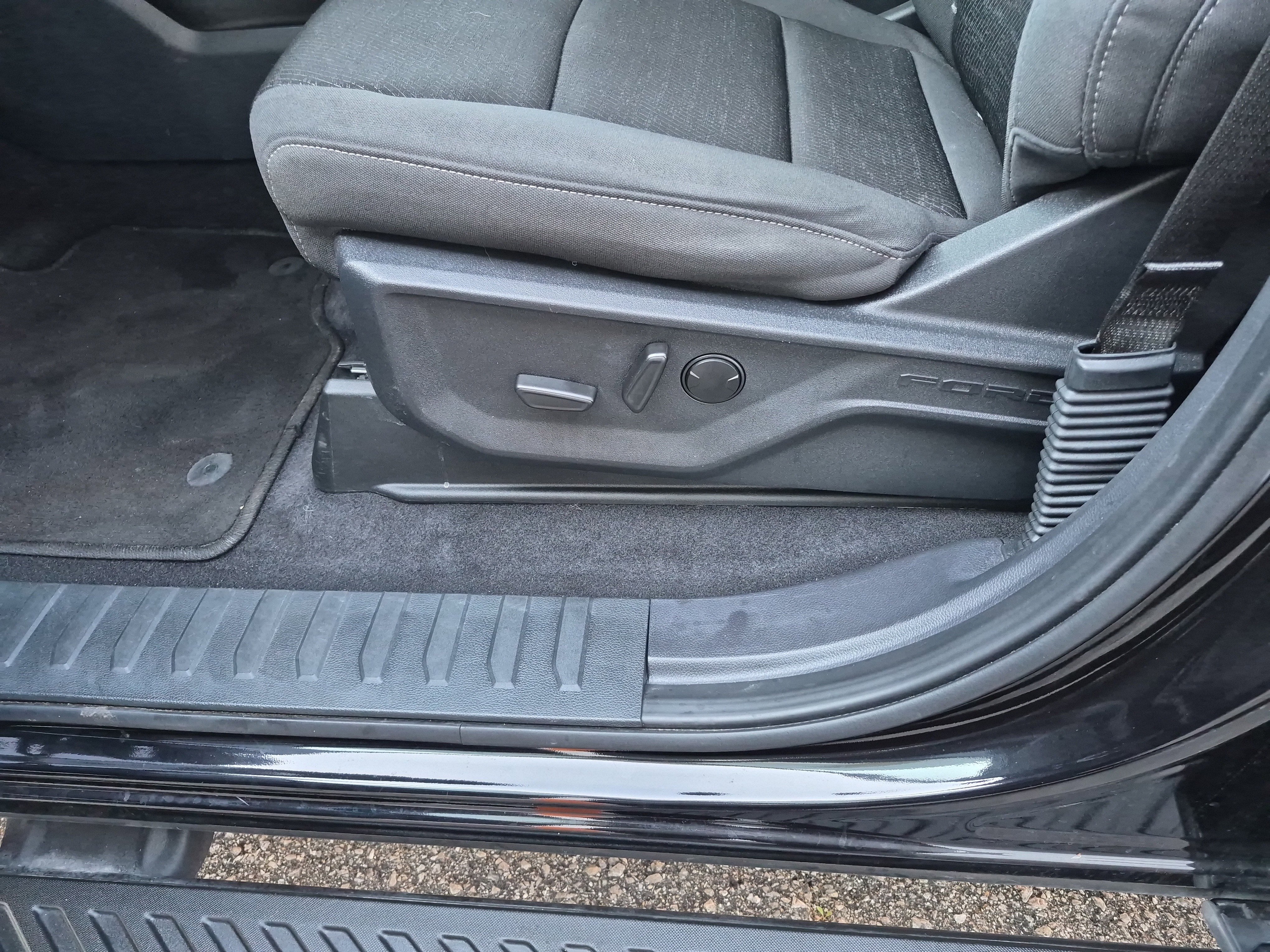 Certified 2023 Ford F150 XLT w/ Equipment Group 302A High image 15