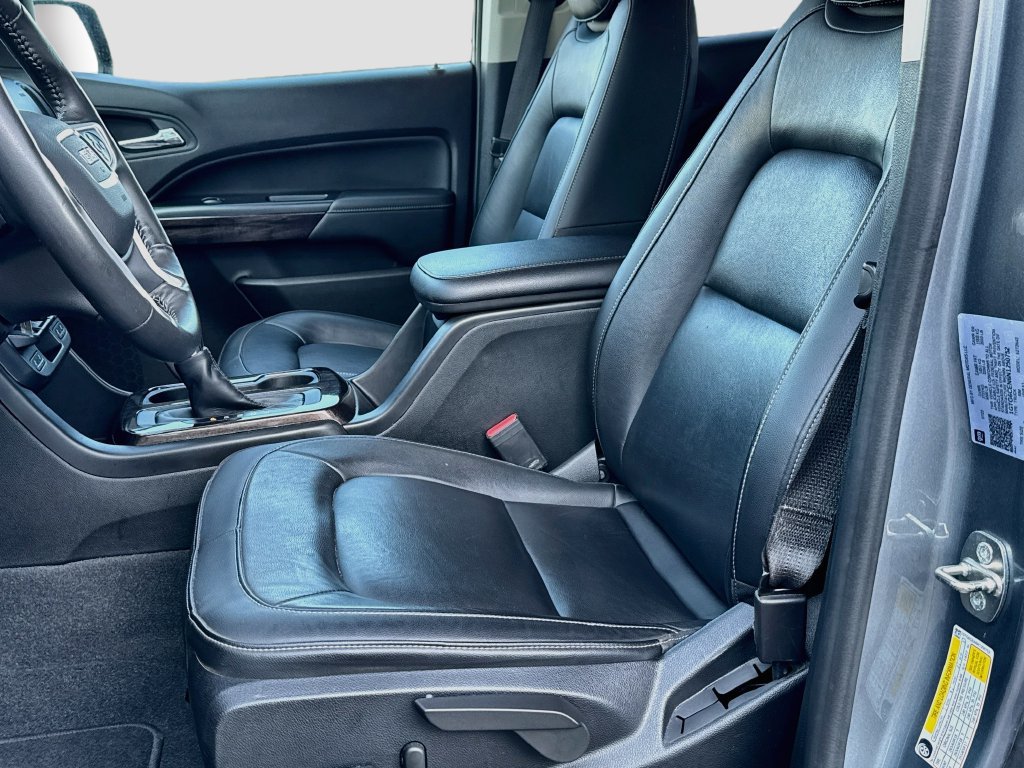 Used 2022 GMC Canyon Elevation w/ Elevation Premium Package AWD/4WD image 19