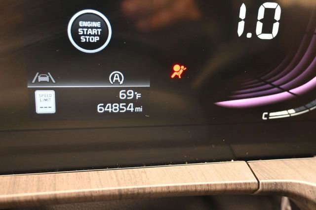 Used 2023 Kia Telluride EX w/ EX Captain's Chair Package FWD image 18
