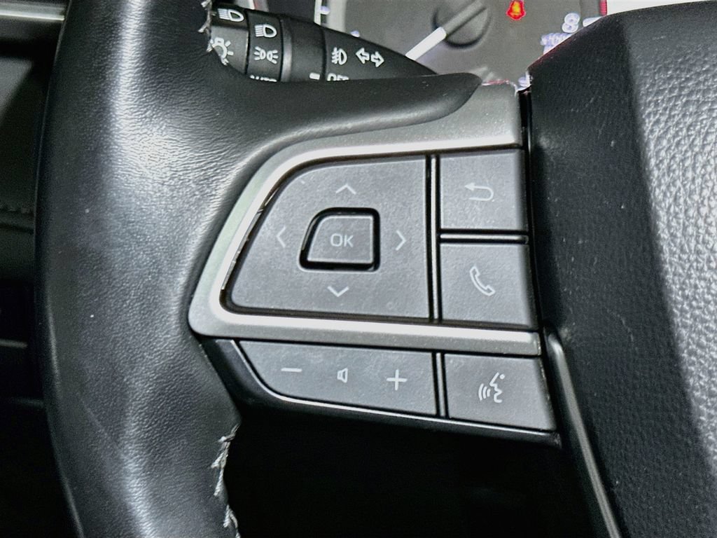 Used 2023 Toyota Highlander XSE AWD/4WD image 35