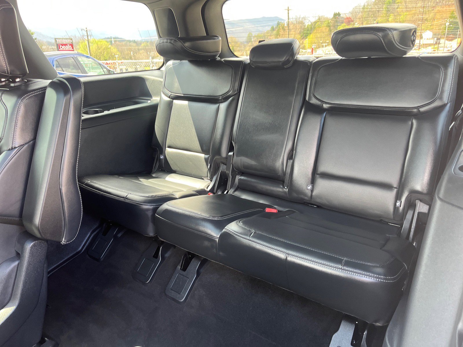 Certified 2025 Ford Expedition Platinum w/ Stealth Appearance Package AWD/4WD image 18